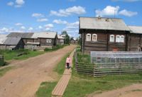 Переехать жить в деревню